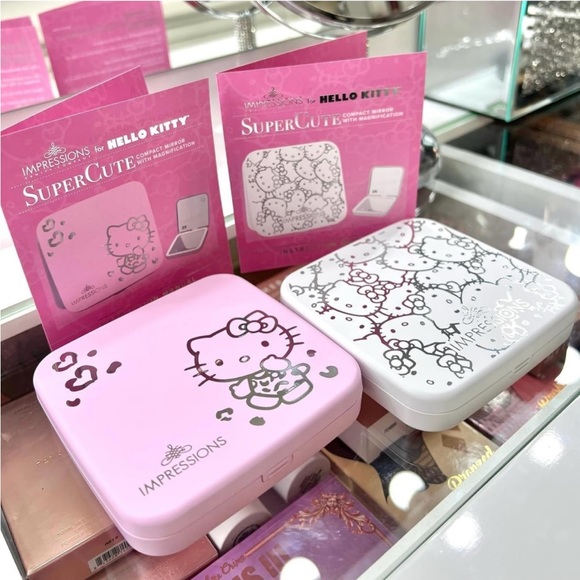 Impressions Vanity Hello Kitty Supercute Compact Mirror with Touch Sensor Switch - Picture 10 of 10